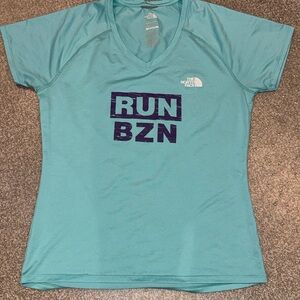 The North Face FlashDry RUN BZN Bozeman Running V-Neck T-Shirt Size Large